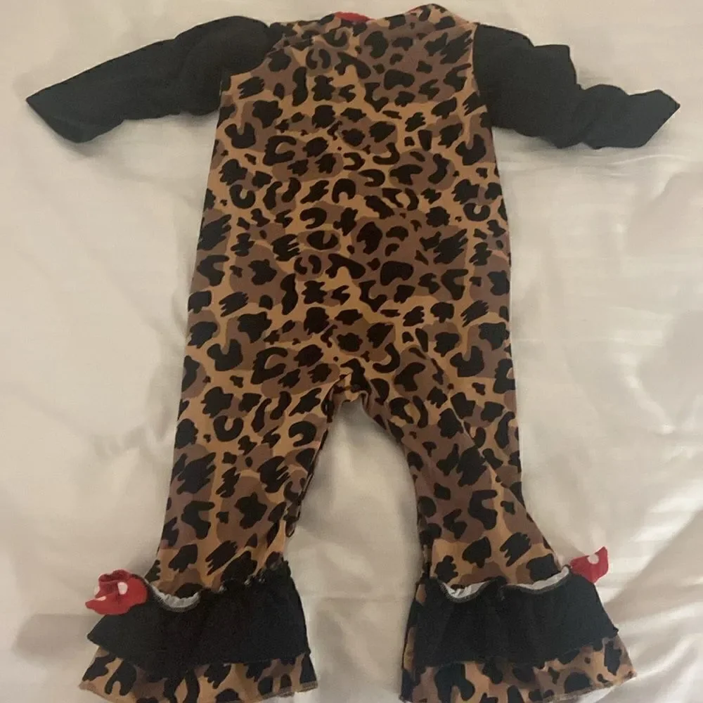 Boutique Cheetah Santa Jumper 18 Months Penelope Plumm